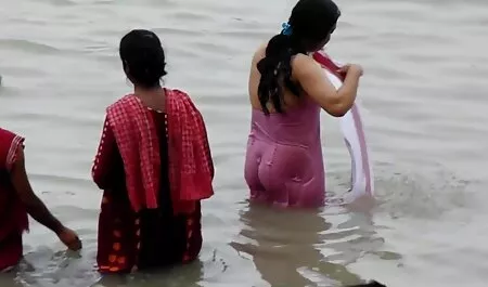 بازیگر حذف تم فلم های سوپرخارجی صورتی قرار داده و الاغ او را در شریک واحد