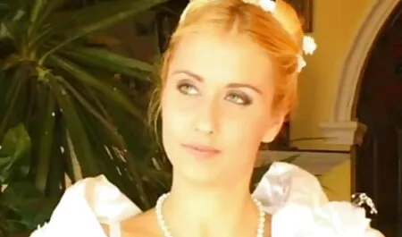 من فیلم سوپرخارجی دانلود شده در زمان پول و پاهای خود را گسترش.